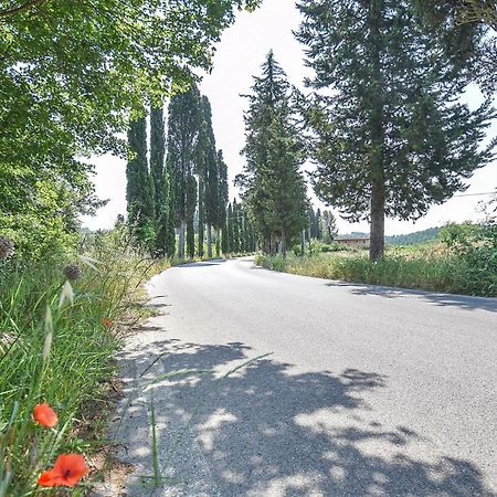 Awesome Home In Montefoscoli With Wifi Екстериор снимка